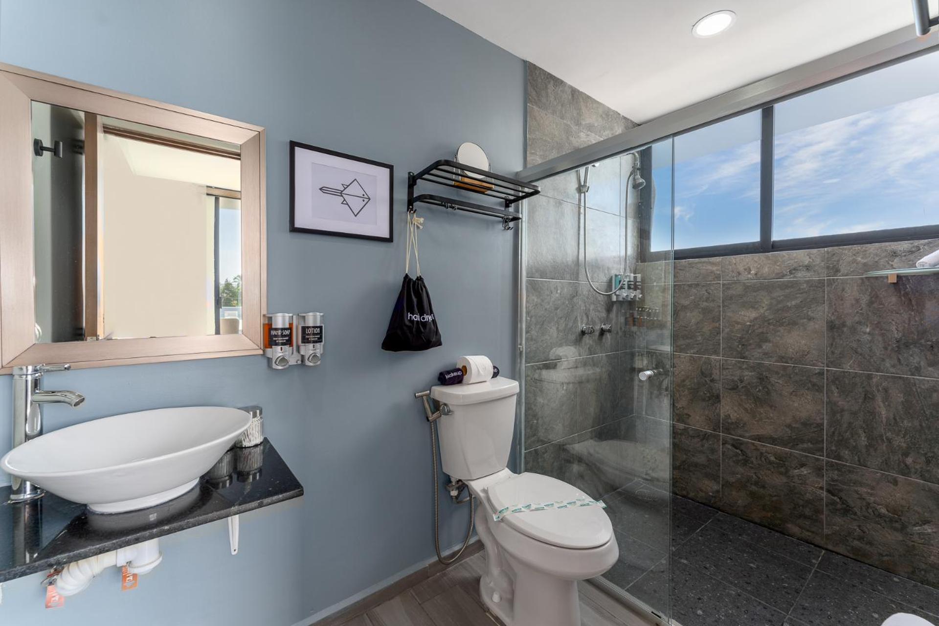 New & Modern, 5 Star Area, Walk 2 Beach, Pool, Views, King Bed 马萨特兰 外观 照片