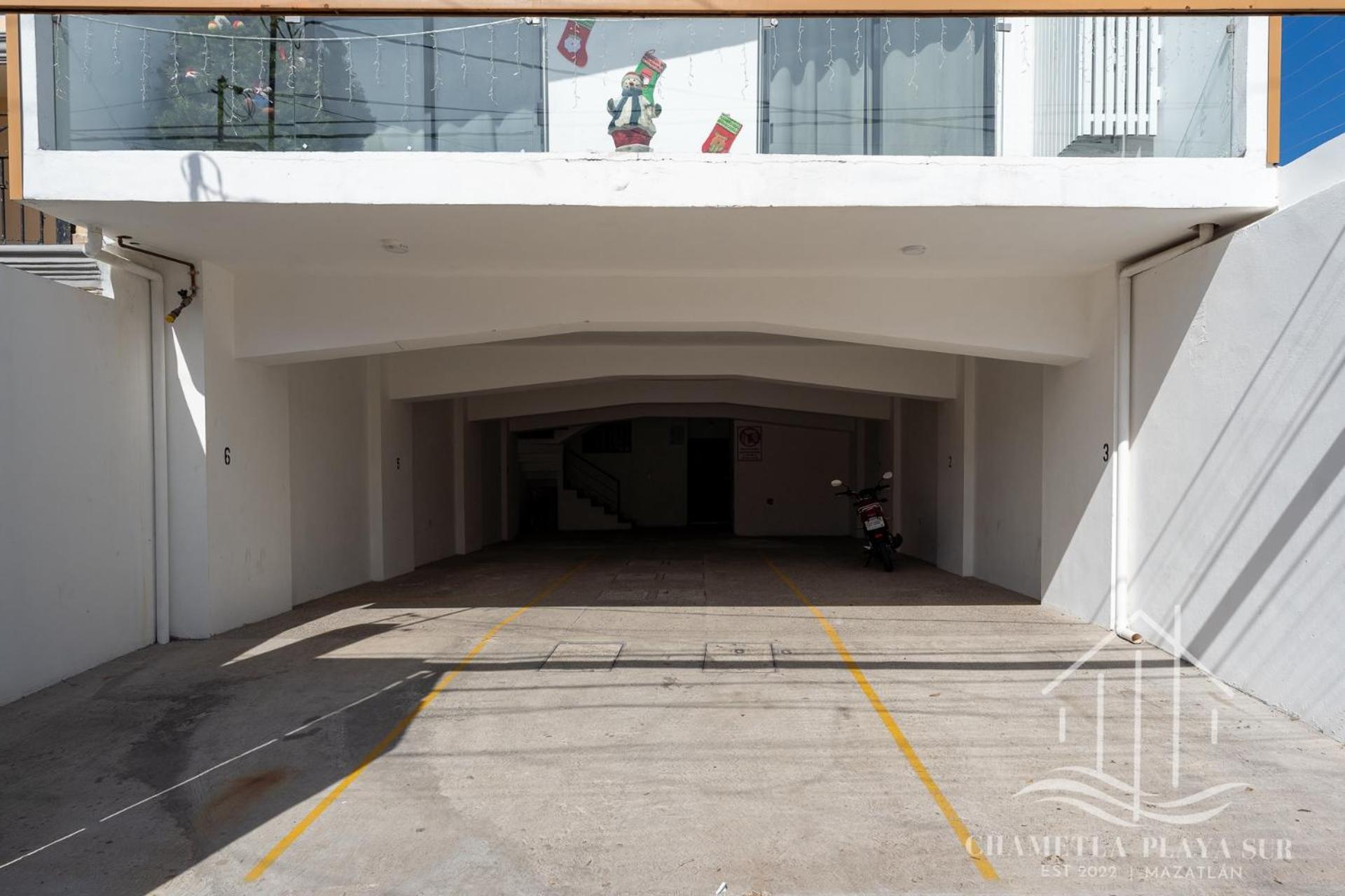 New & Modern, 5 Star Area, Walk 2 Beach, Pool, Views, King Bed 马萨特兰 外观 照片