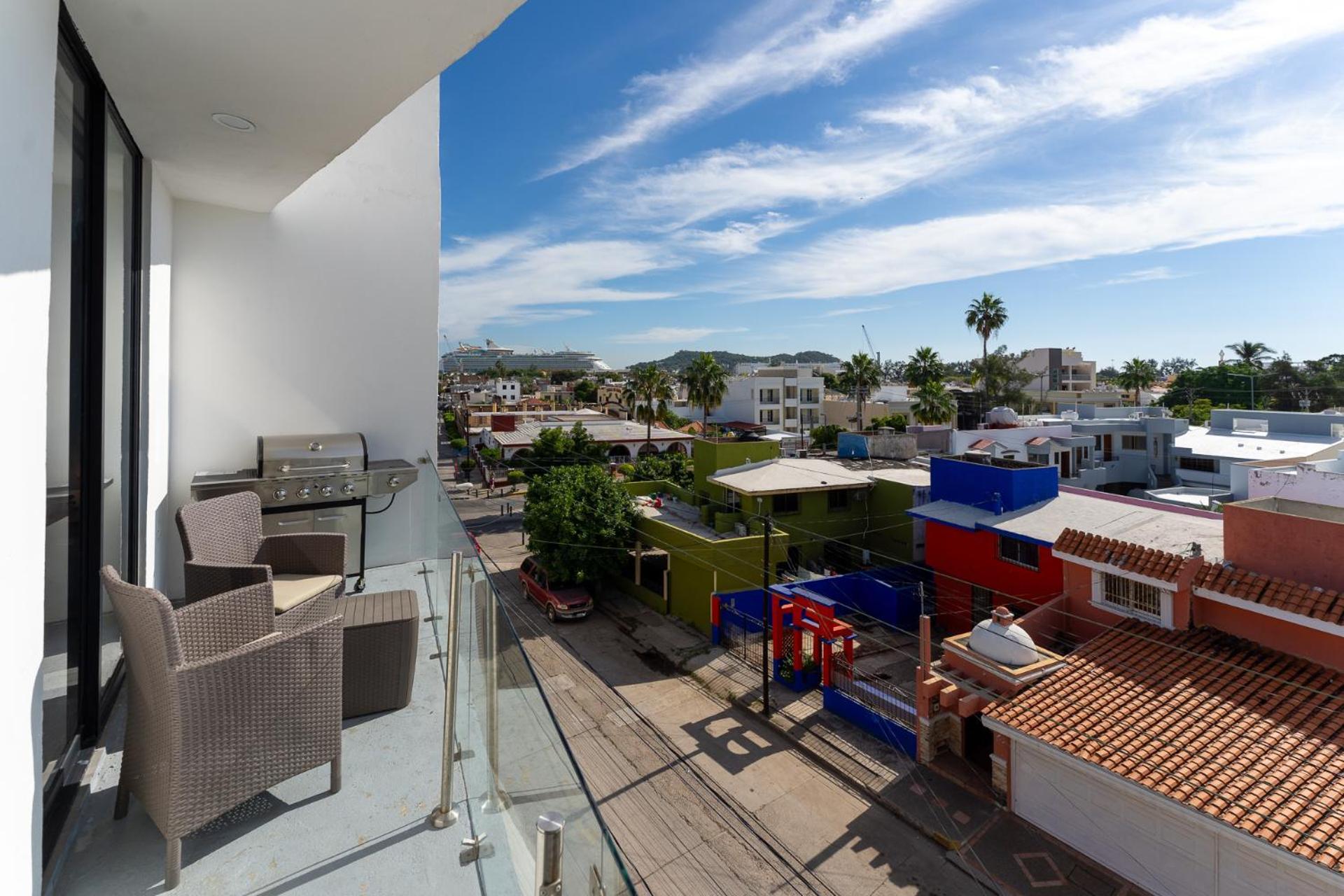 New & Modern, 5 Star Area, Walk 2 Beach, Pool, Views, King Bed 马萨特兰 外观 照片